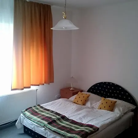Pinewalk Apartman *
